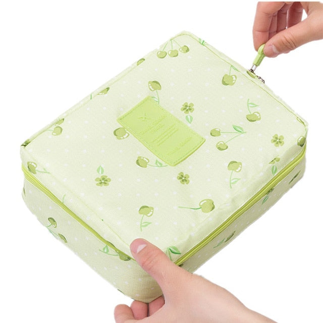 fashion Travel Nylon beauty makeup bags water-proof cosmetics bags bathroom organizer of Women portable bath hook washing up bag